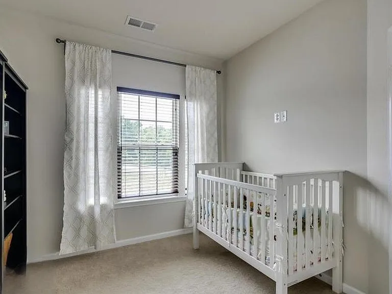 8609 Enoch Pratt Dr — Photo 2