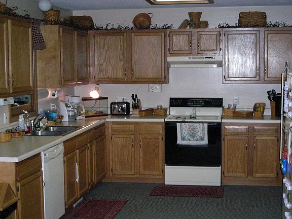 4th image of 1103 Heritage Ln
