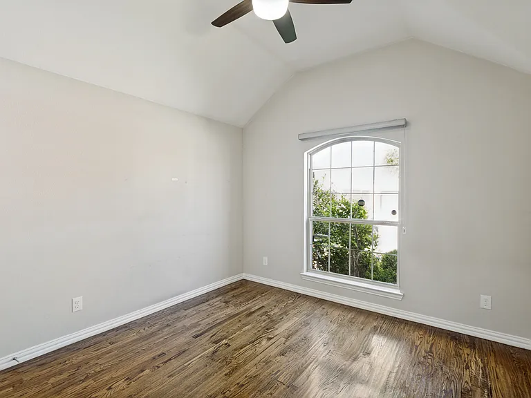 5512 Magnum Way — Photo 21
