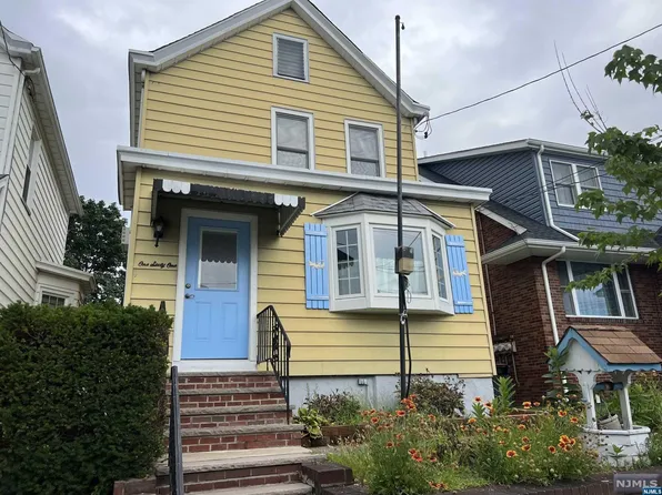 161 Anderson Ave, Wallington, NJ 07057