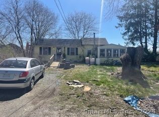 1257 Old Clinton Rd, Westbrook, CT 06498