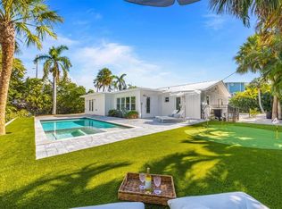 414 79th St, Holmes Beach, FL 34217