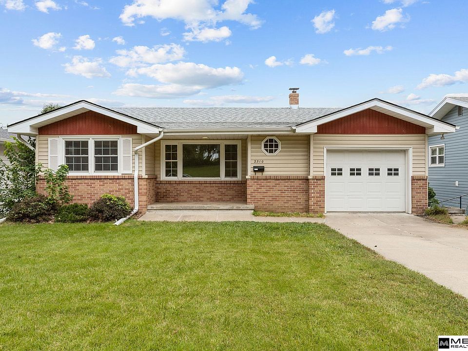 1st image of 2510 S 49th St