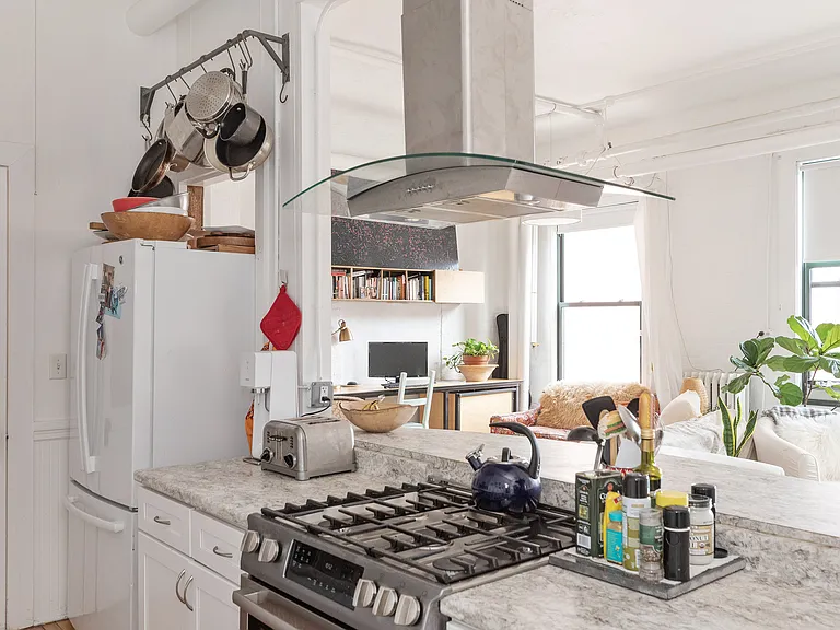 524 Harrison Ave #2 — Photo 9