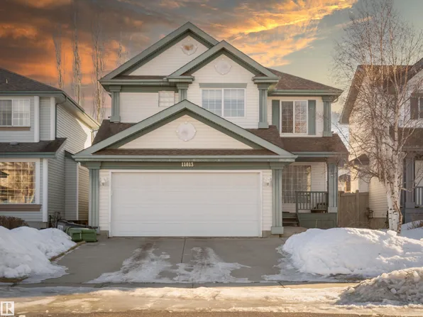 11813 12th Ave NW, Edmonton, AB T6J 7E4