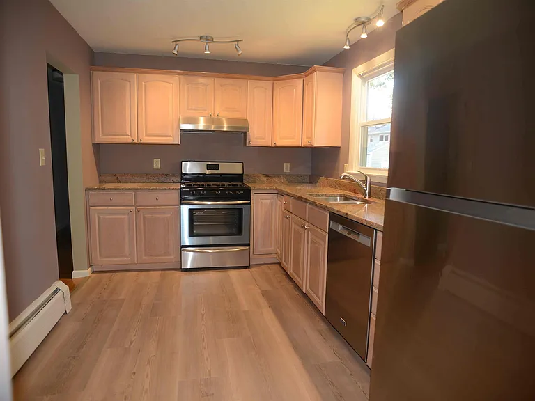 311 McKinley Rd — Photo 21