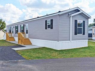 1306 Chateau Cir #61, Findlay, OH 45840