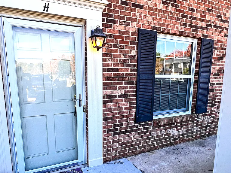 2350 E Bay Meadows Ct #H — Photo 2