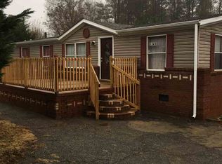 1341 Denton Rd, Spartanburg, SC 29307