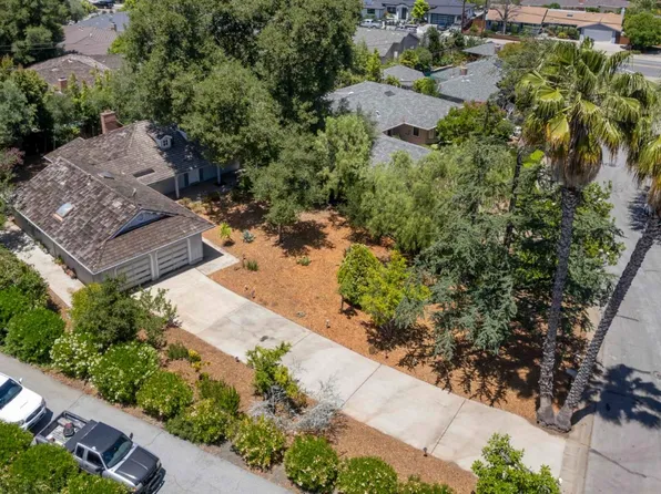 834 Starlite Ln, Los Altos, CA 94024