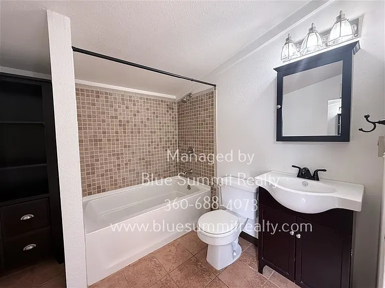 822 N 6th Ave SW — Photo 5