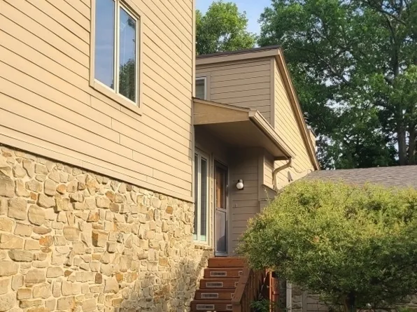 305 Baywood Ct, Noblesville, IN 46062