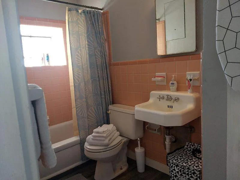 4205 Virginia Apt 302 — Photo 2