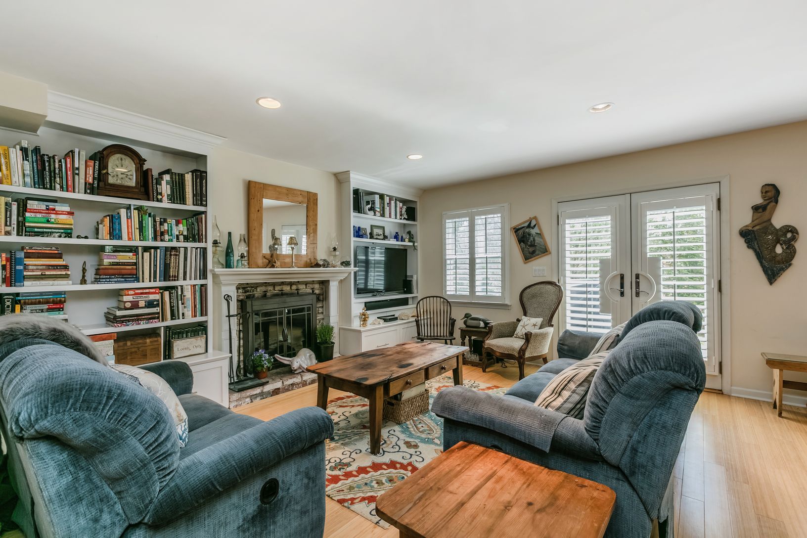  Built-in Bookshelves & Interior Privacy Shutters
