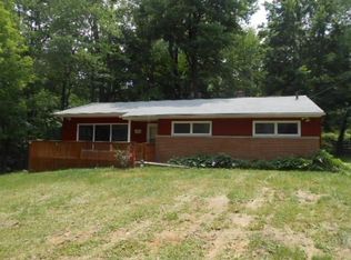 762 Wild Cherry Dr, Akron, OH 44319