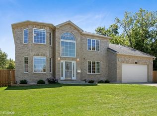 275 W Thacker St, Hoffman Estates, IL