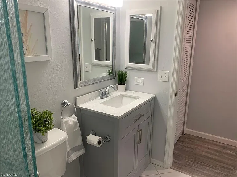 8715 Charter Club Cir #4 — Photo 17
