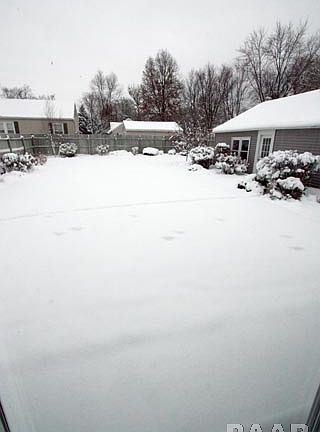 2nd image of 419 W Glen Ave