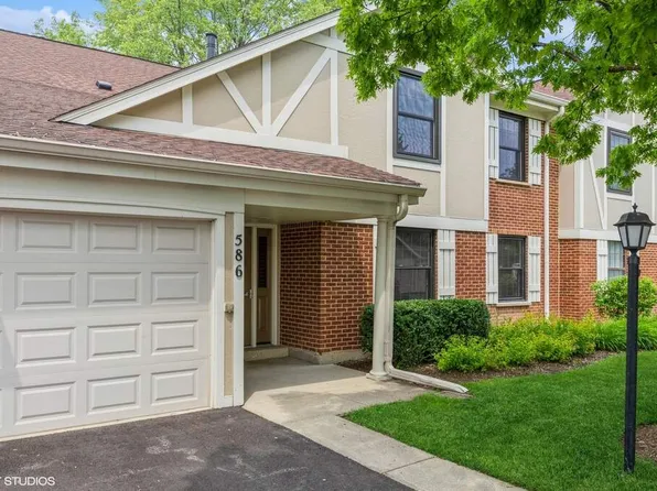 586 Williamsburg Ct APT B2, Wheeling, IL 60090