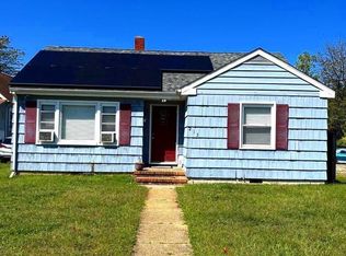 215 Chicago Ave, Egg Harbor City, NJ 08215