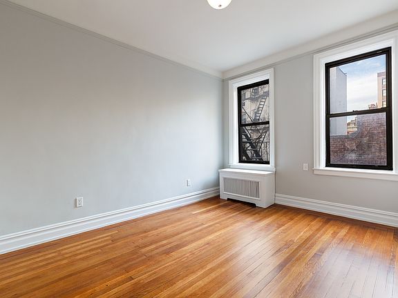 3rd image of 225 W 12th St APT 3G