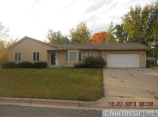 340 7th St SE, Cokato, MN 55321