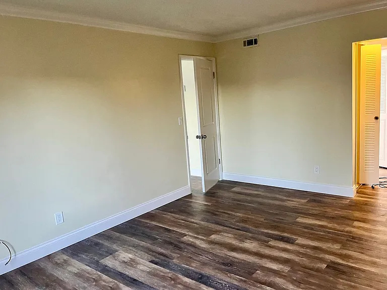8205 Sun Spring Cir #72 — Photo 13
