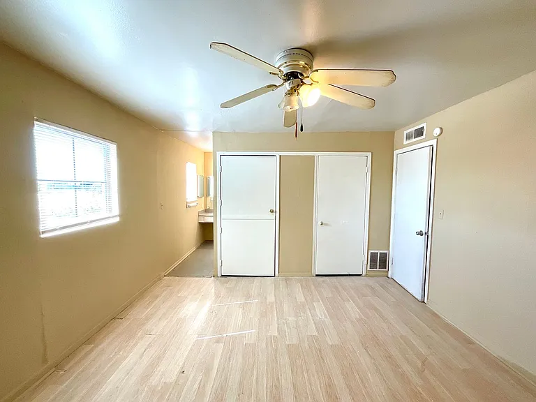 7042 Glen Mist — Photo 16