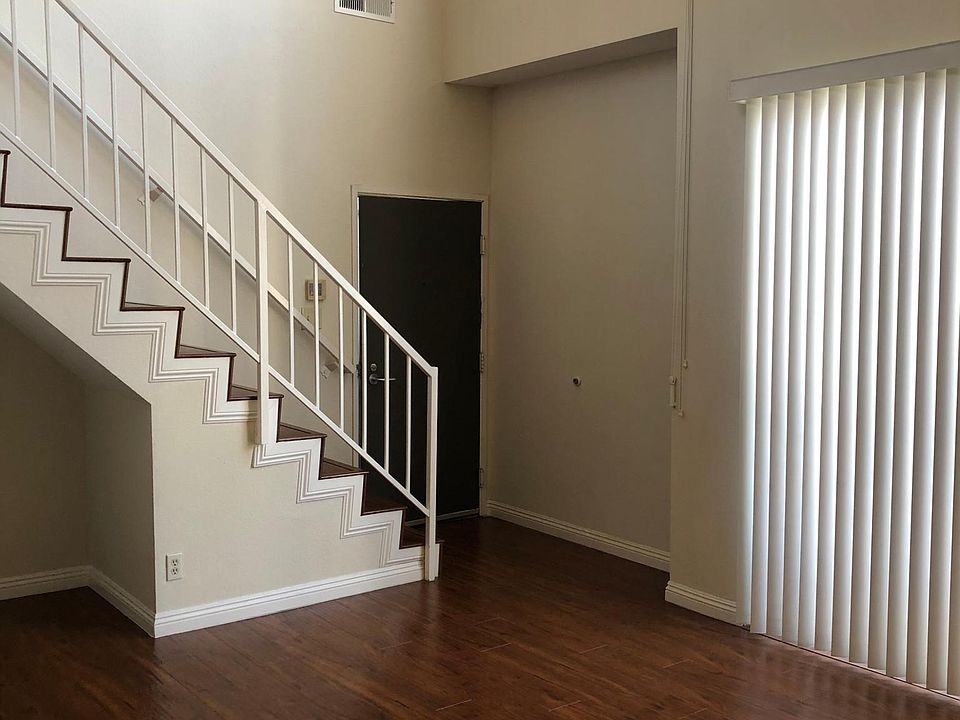 1st image of 2590 S Centinela Ave APT 4
