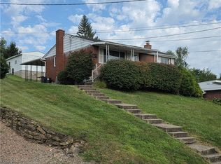 820 Regent St, Houston, PA 15342