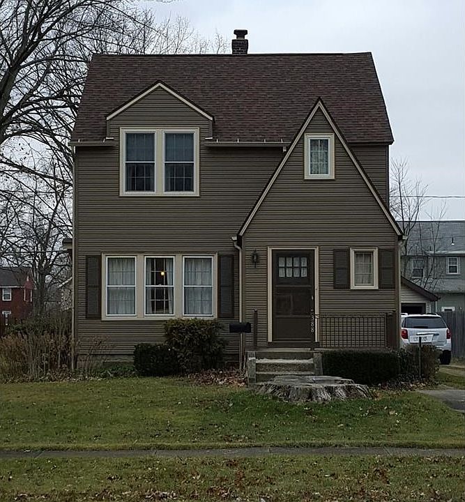 1st image of 388 Hazelwood Ave SE