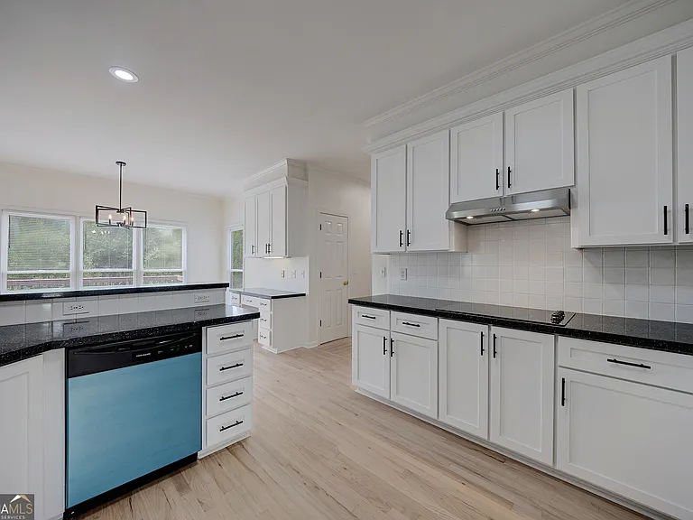 5795 Dovnick Dr — Photo 27