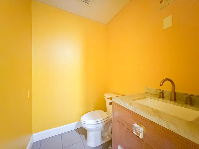 1029 N Central Ave — Photo 20