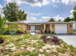 9320 Rainbow Ln, Port Richey, FL 34668