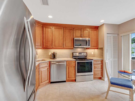 5th image of 2640 Gately Dr W APT 402