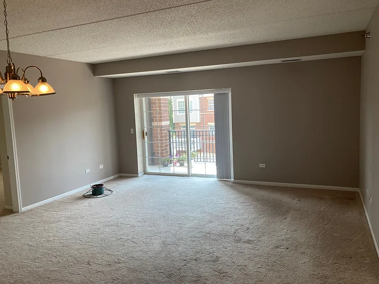 390 W Mahogany Ct #303 — Photo 7