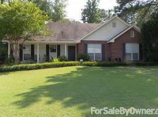 6336 Sycamore Dr, Montgomery, AL 36117