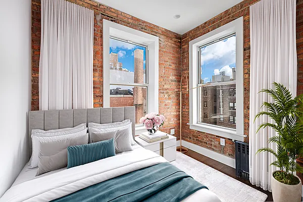 Rented by Douglas Elliman | media 14