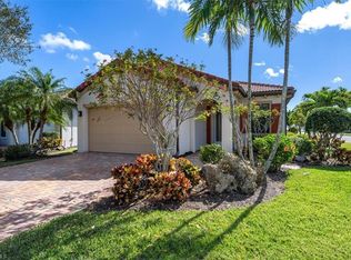 1330 Manado Dr, Naples, FL 34113