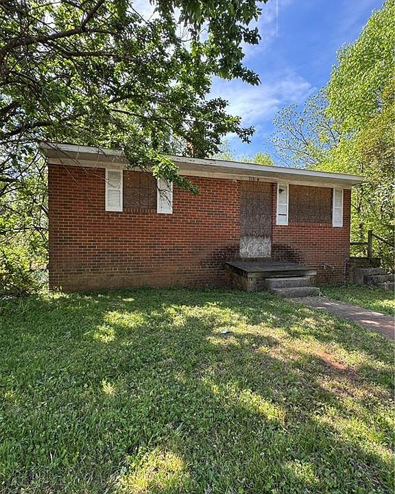 1st image of 713 Langford Ave