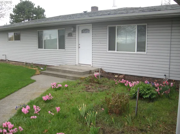 219 S McKinley St, Condon, OR 97823