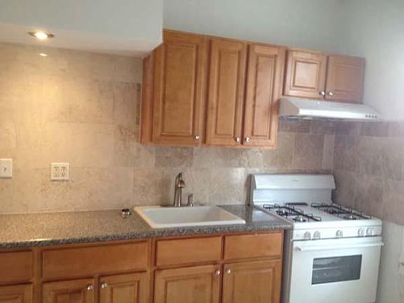 2nd image of 350 N 42nd St