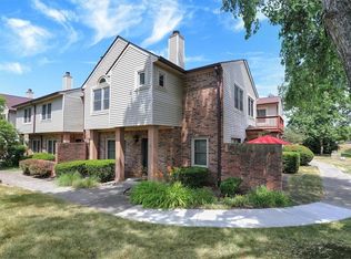 9572 Maple Way, Indianapolis, IN 46268