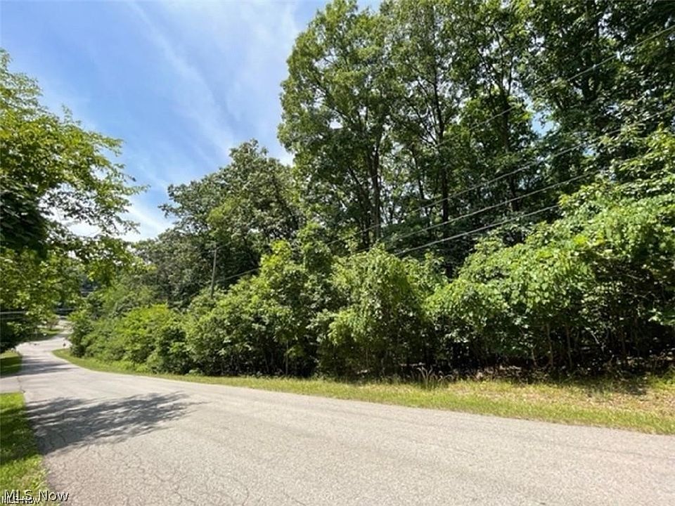 1st image of 47080 Tomahawk Dr