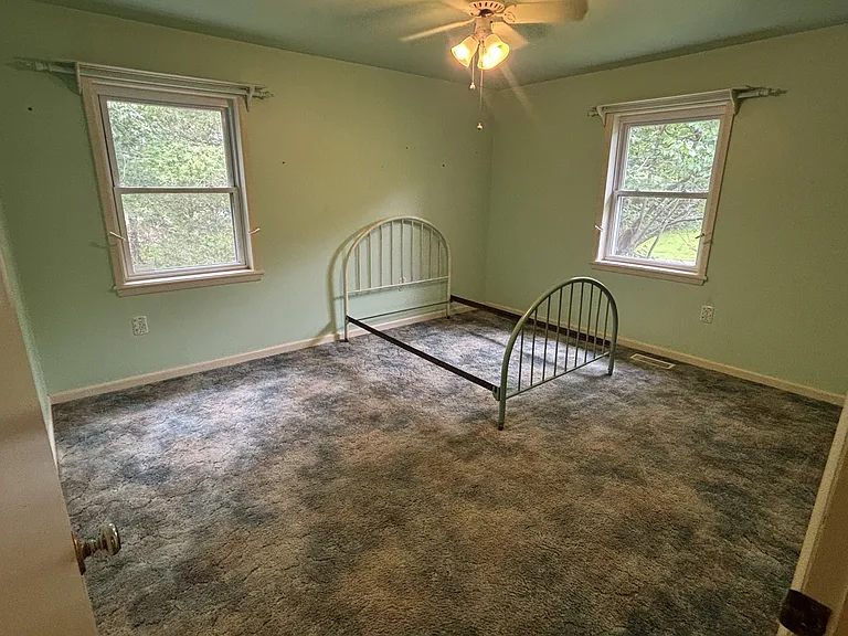 137 N Elizabeth St — Photo 10
