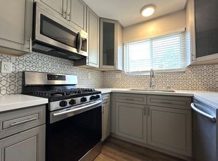 University Heights - Renovated Apartment with Parking and Laundry, San Diego, CA 92116