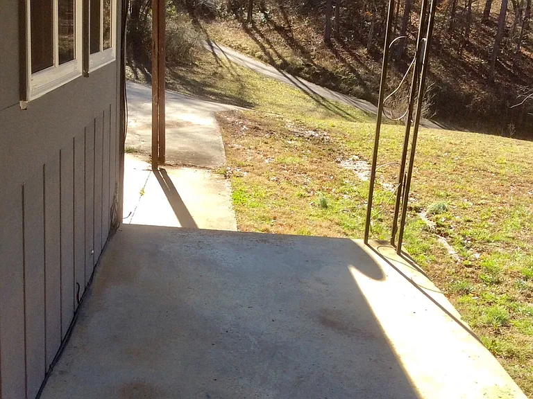 327 Wade Decker Rd — Photo 15