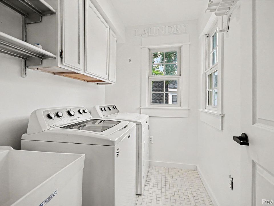 1389 Bird Ave, photo 27