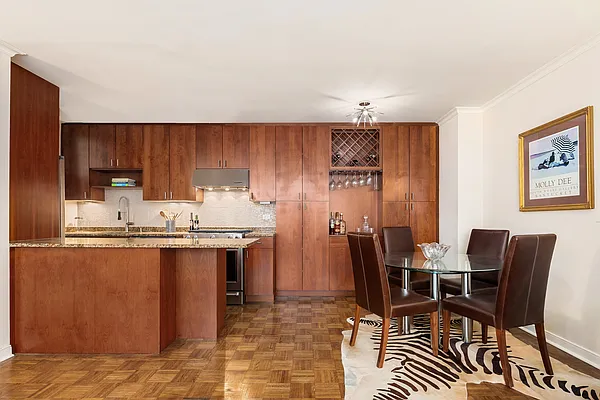 Sold by Compass | media 2