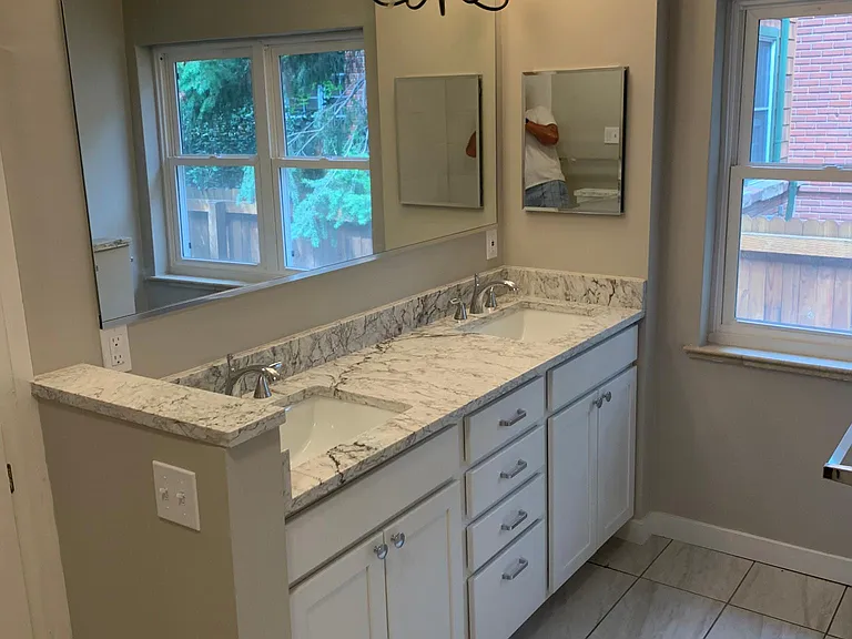 2325 S Clayton St — Photo 12